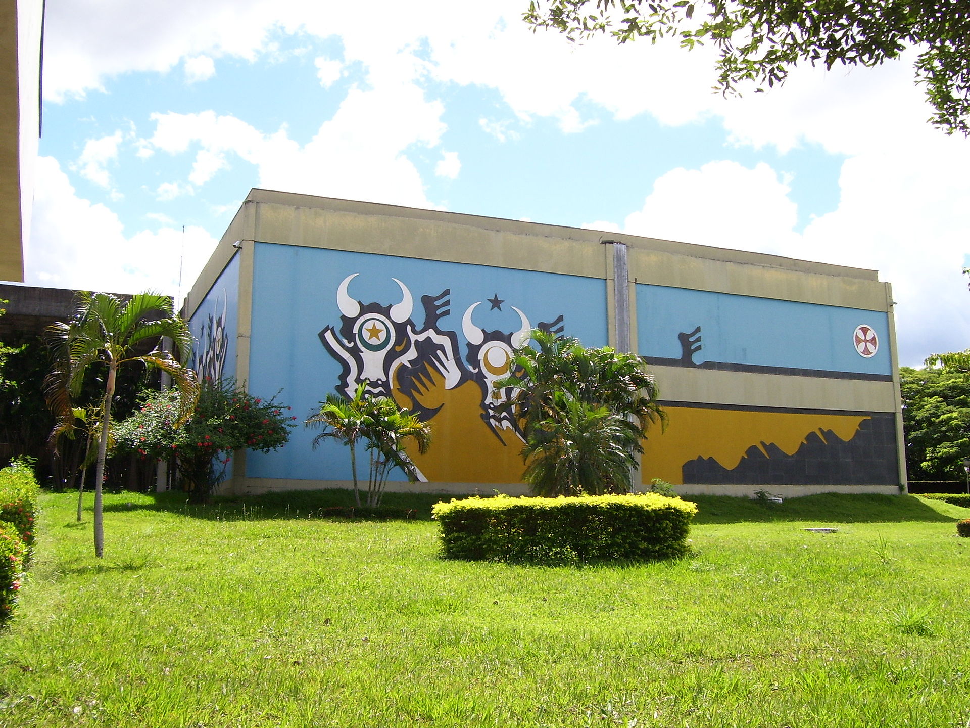 Imagem de referência de Palácio Paiaguás, descrito nos dados abertos como sede do Governo de Mato Grosso