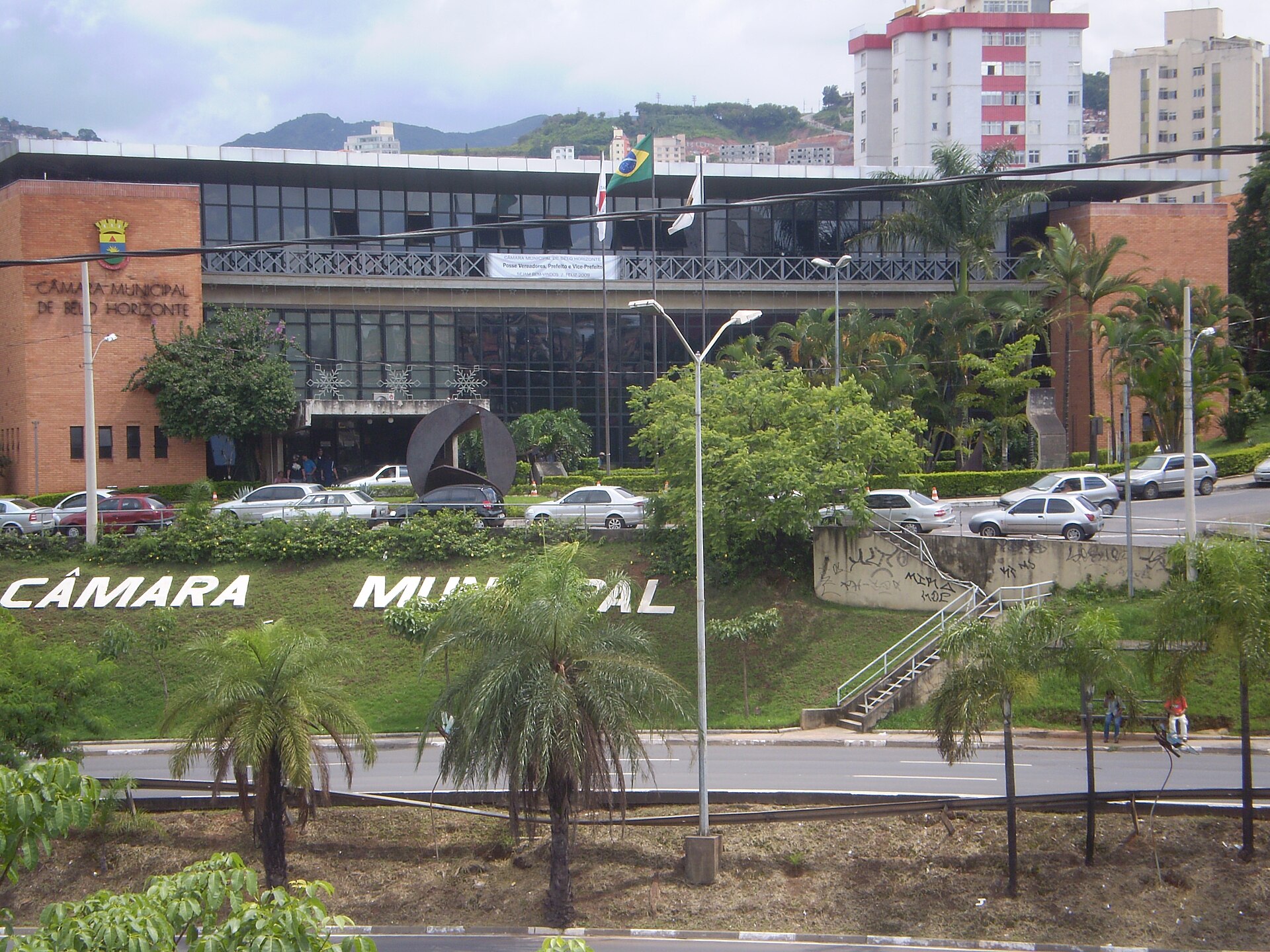 Imagem de referência de Câmara Municipal de Belo Horizonte, descrito nos dados abertos como câmara municipal do município brasileiro de Belo Horizonte