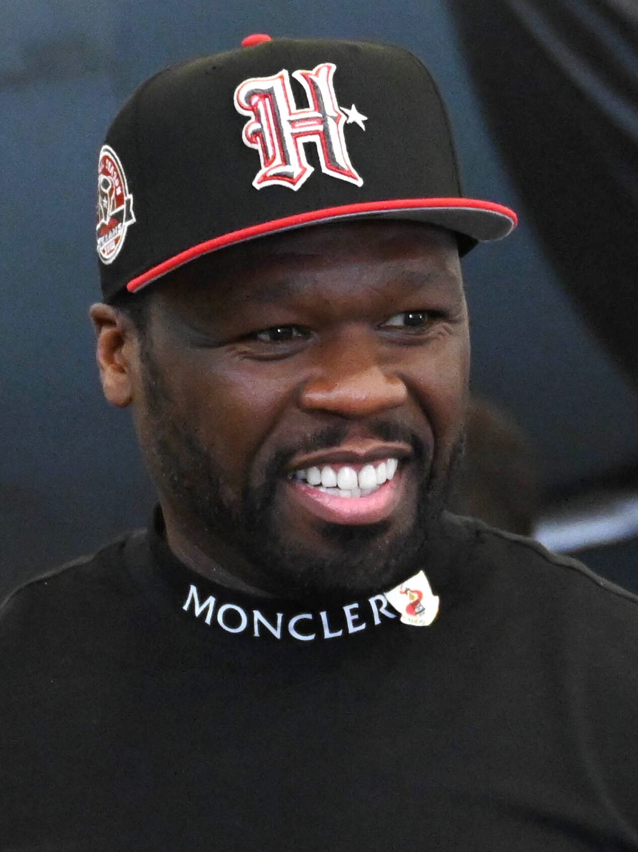 Imagem de referência de 50 Cent, descrito nos dados abertos como rapper e ator dos Estados Unidos