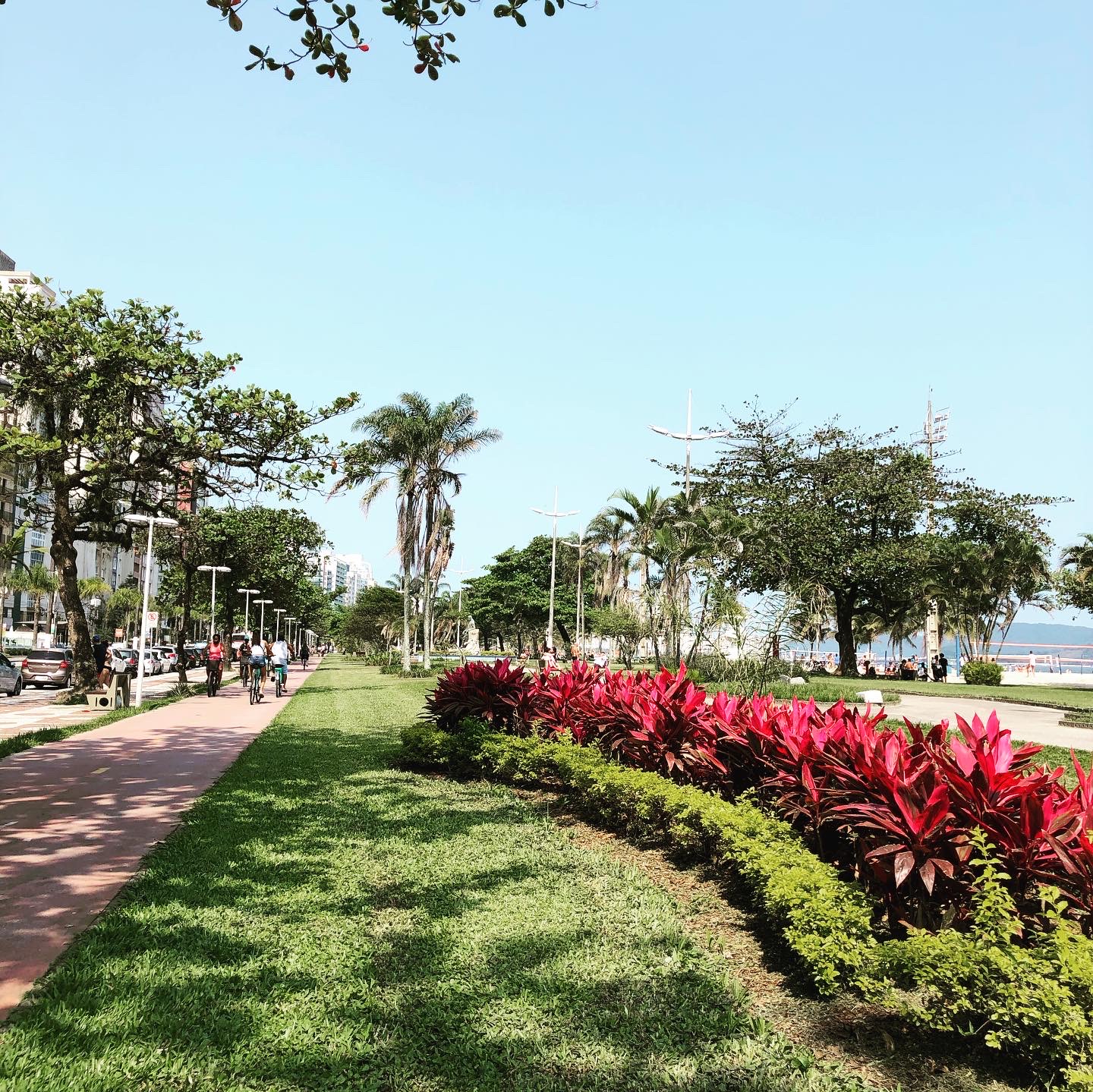 Imagem de referência de Jardins da orla de Santos, descrito nos dados abertos como patrimônio localizado no Brasil
