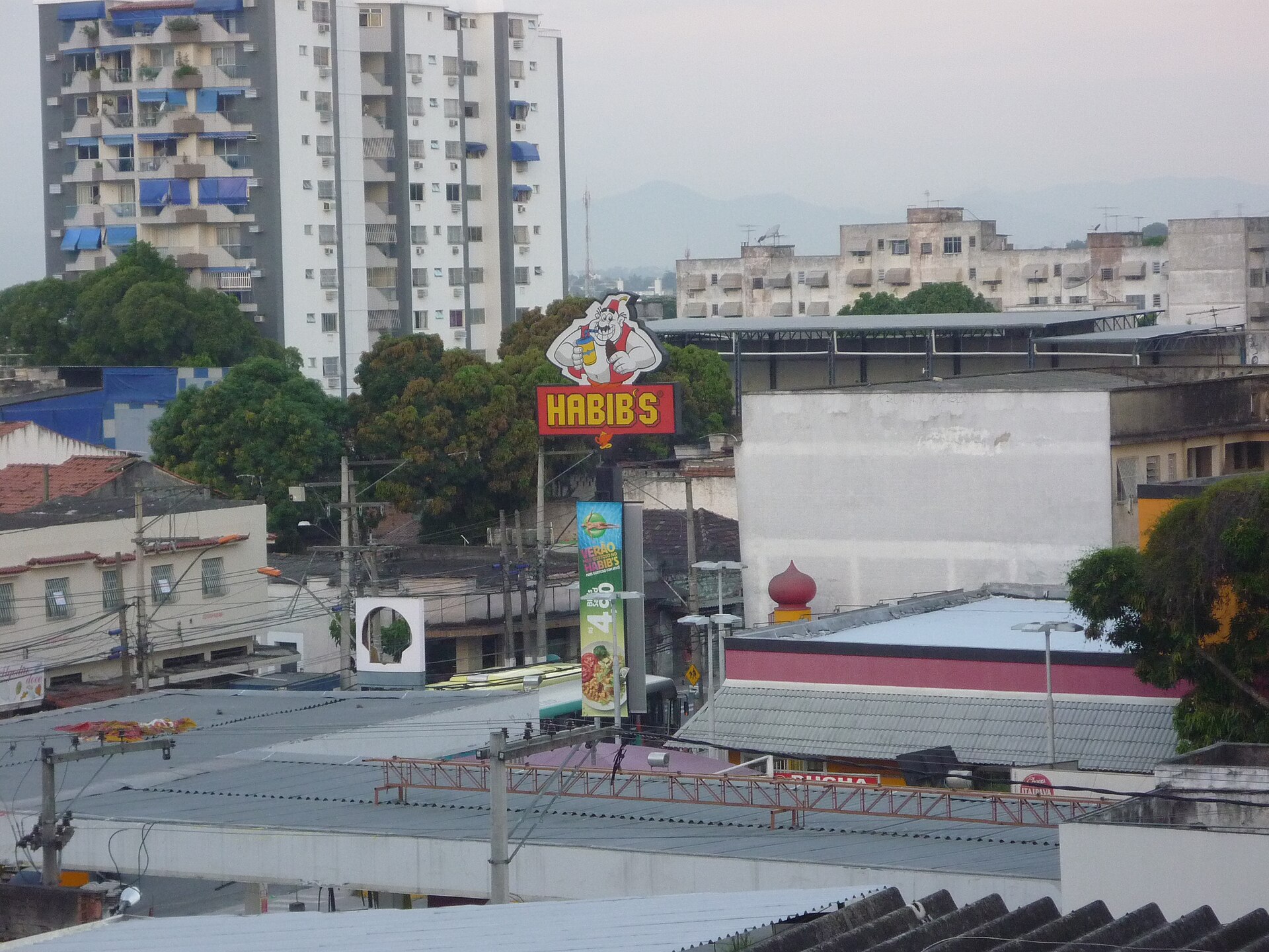 Imagem de referência de São Gonçalo, descrito nos dados abertos como município do estado do Rio de Janeiro, Brasil