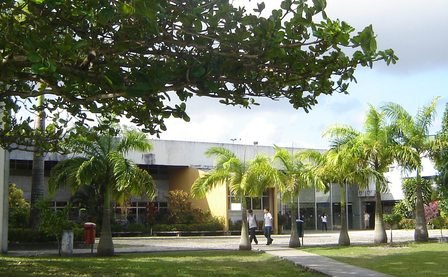 Imagem de referência de Universidade Federal de Sergipe, descrito nos dados abertos como universidade pública federal em Sao Cristovao, Sergipe