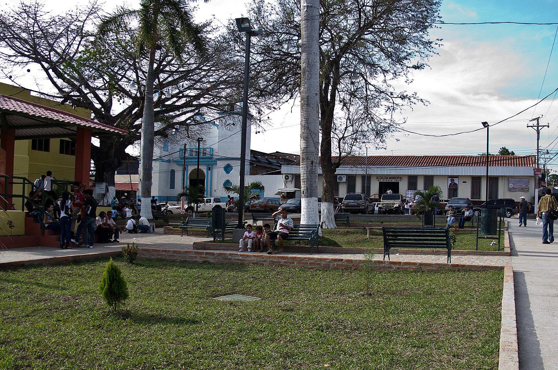 Imagem de referência relacionada a Ciudad Arce, item descrito como município no departamento de La Libertad, El Salvador