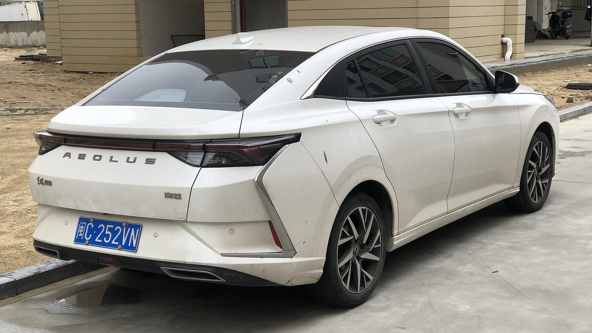 Imagem de referência relacionada a Aeolus, item descrito como submarca da Dongfeng