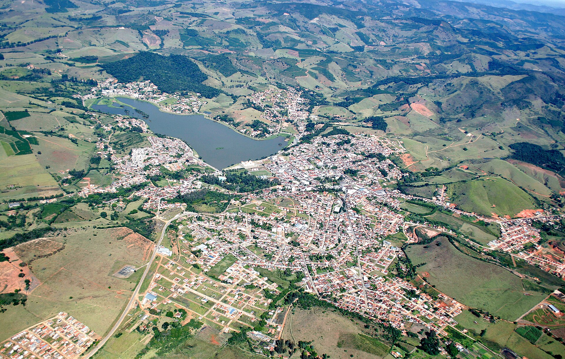 Imagem de referência de Lambari, descrito nos dados abertos como município brasileiro do estado de Minas Gerais