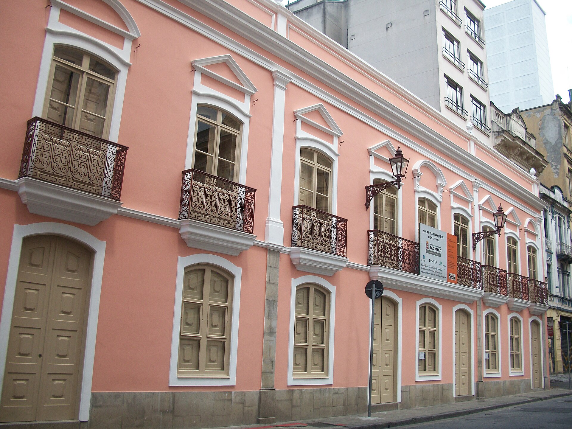 Imagem de referência de Solar da Marquesa de Santos, descrito nos dados abertos como edifício histórico em São Paulo