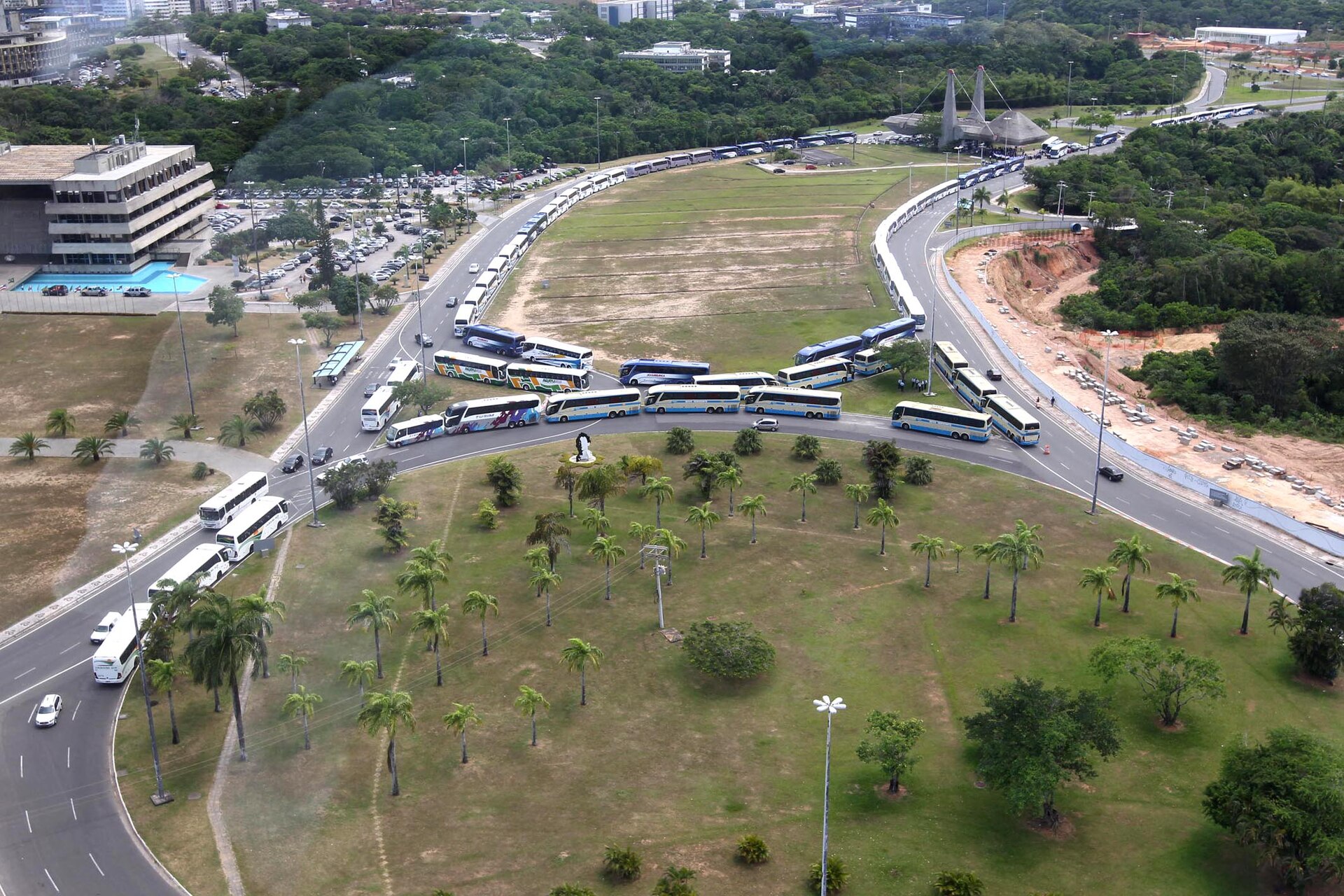 Imagem de referência de Centro Administrativo da Bahia, descrito nos dados abertos como bairro de Salvador, município capital do estado brasileiro da Bahia