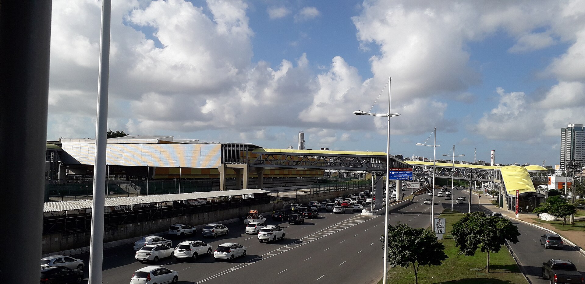 Imagem de referência de Estação Rodoviária, descrito nos dados abertos como estação de metrô de Salvador, Brasil