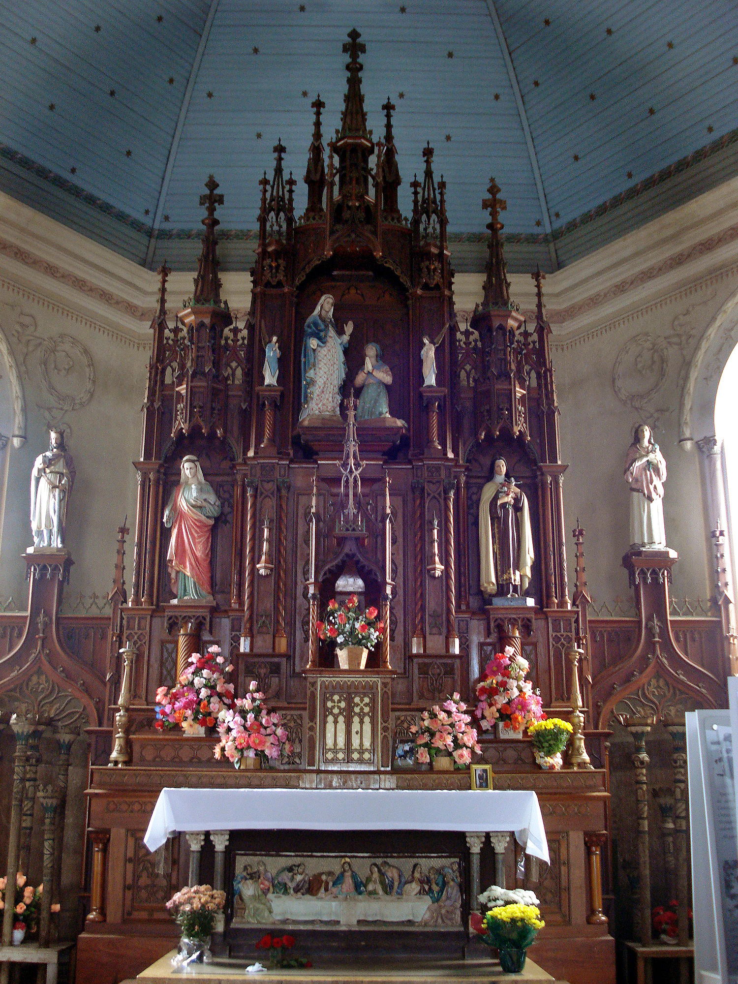 Imagem de referência de Antigo Santuário de Nossa Senhora de Caravaggio, descrito nos dados abertos como igreja em Farroupilha, Brasil