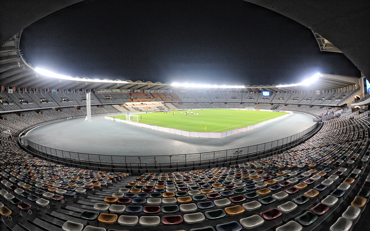 Imagem de referência de Sheikh Zayed Stadium, descrito nos dados abertos como estádio de futebol nos Emirados Árabes