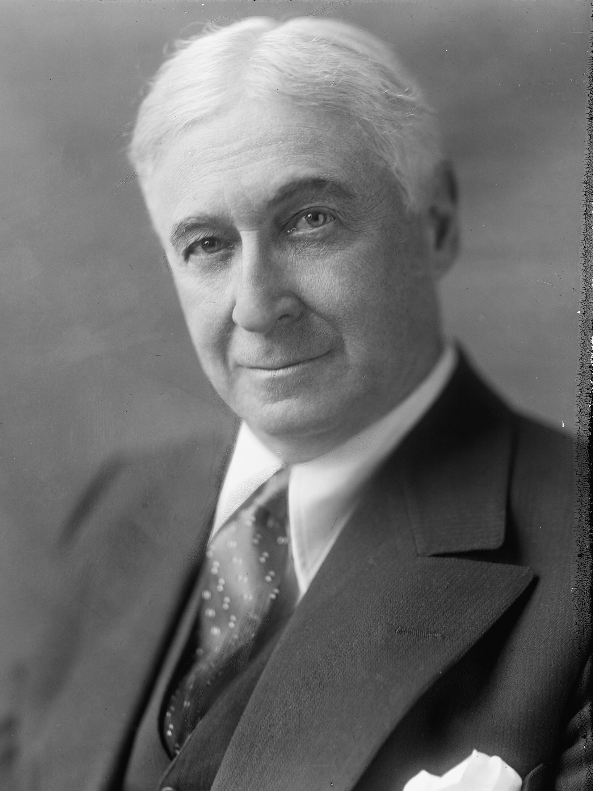 Imagem de referência relacionada a Bernard Baruch, item descrito como registro de referência sobre Bernard Baruch, organizado a partir de dados estruturados abertos