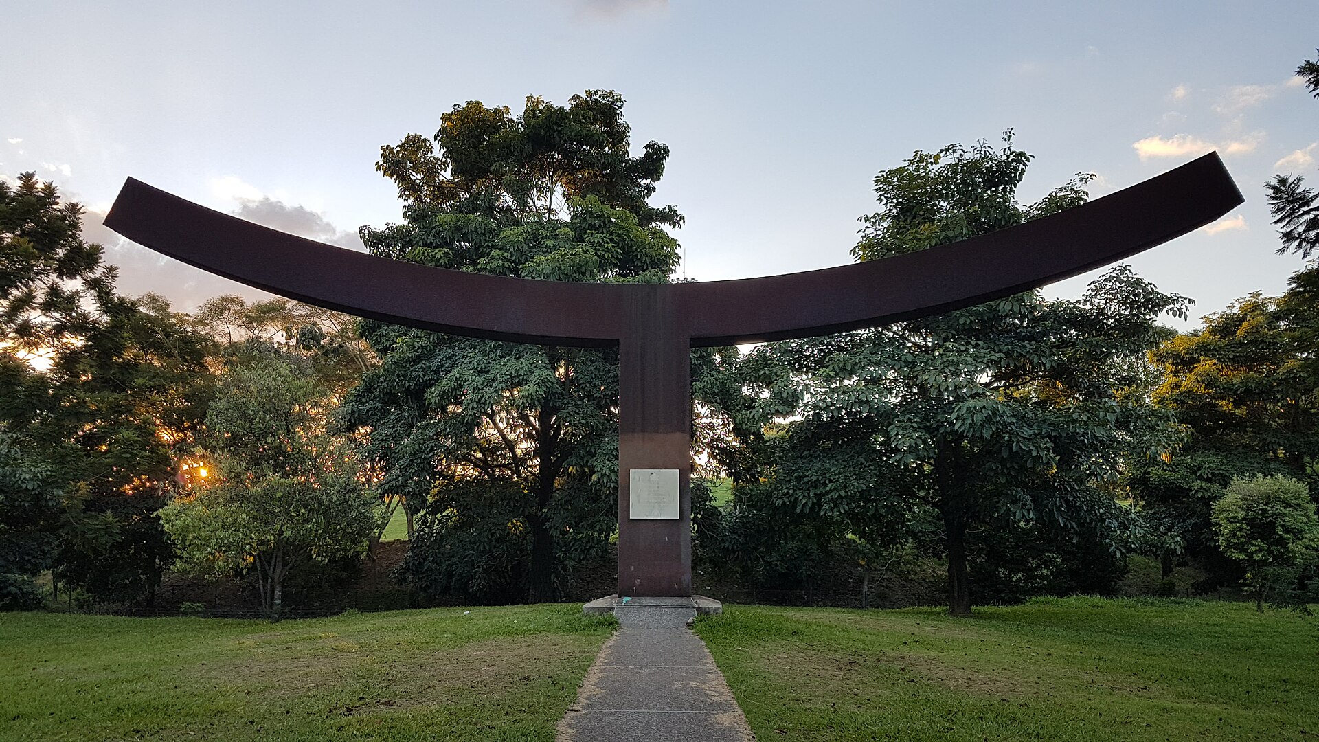 Imagem de referência relacionada a Parque Ecológico Promotor Franscisco Lins do Rego, item descrito como parque ecológico no Brasil