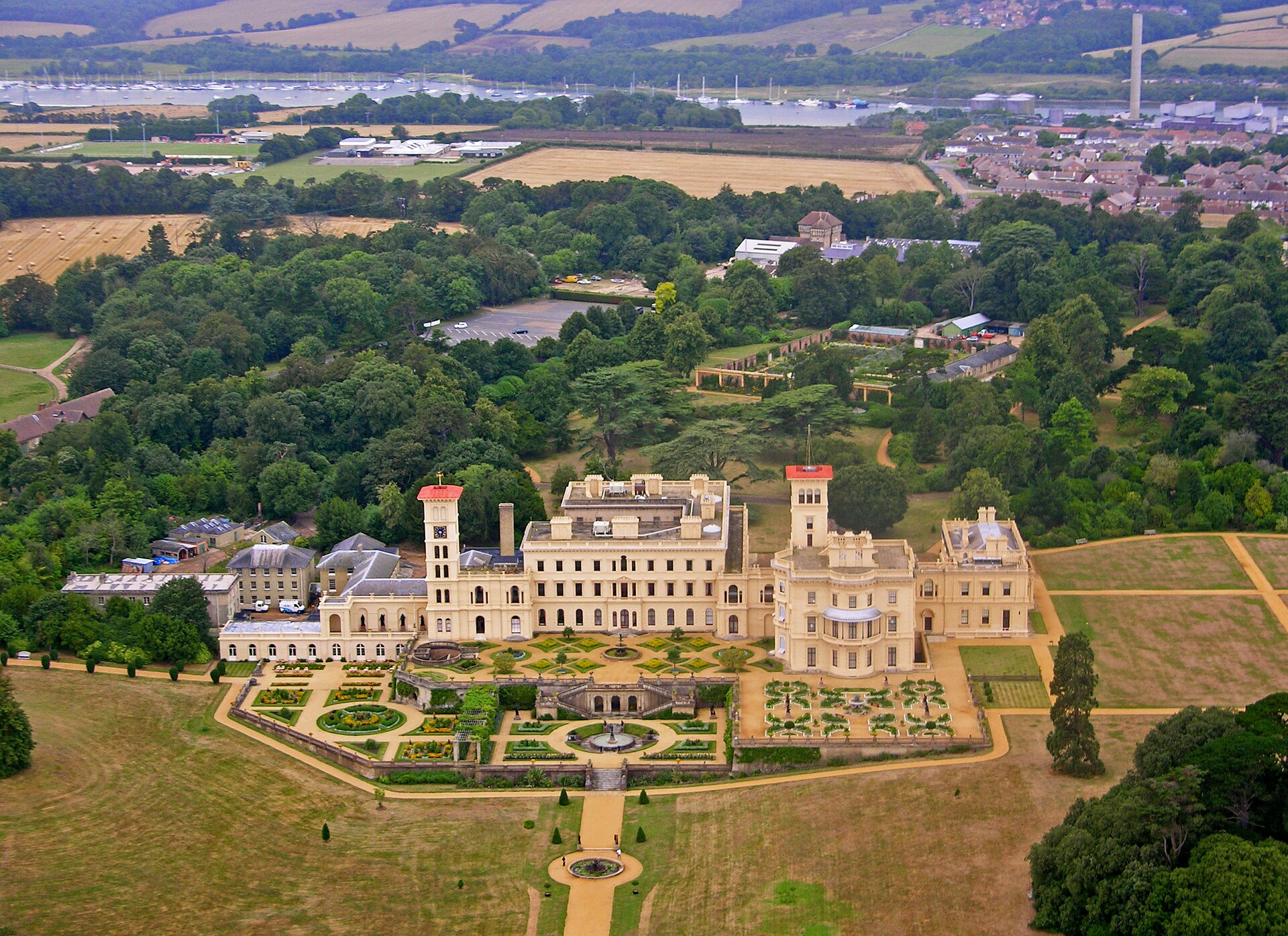 Imagem de referência de Osborne House, descrito nos dados abertos como ex Residência Real