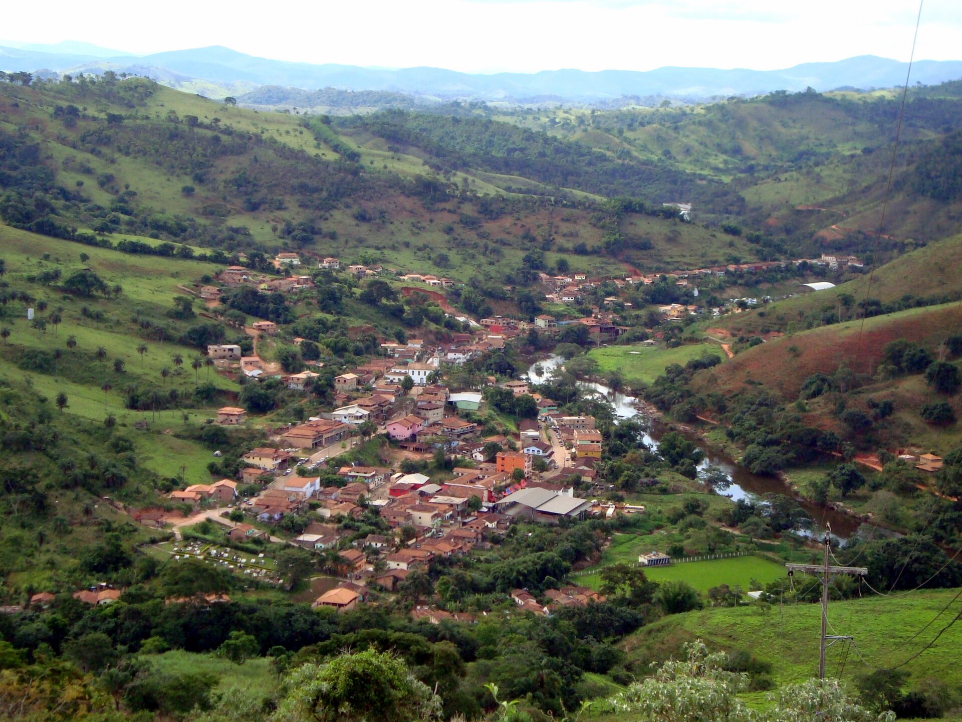 Imagem de referência de Santo Antônio do Rio Abaixo, descrito nos dados abertos como município brasileiro do estado de Minas Gerais