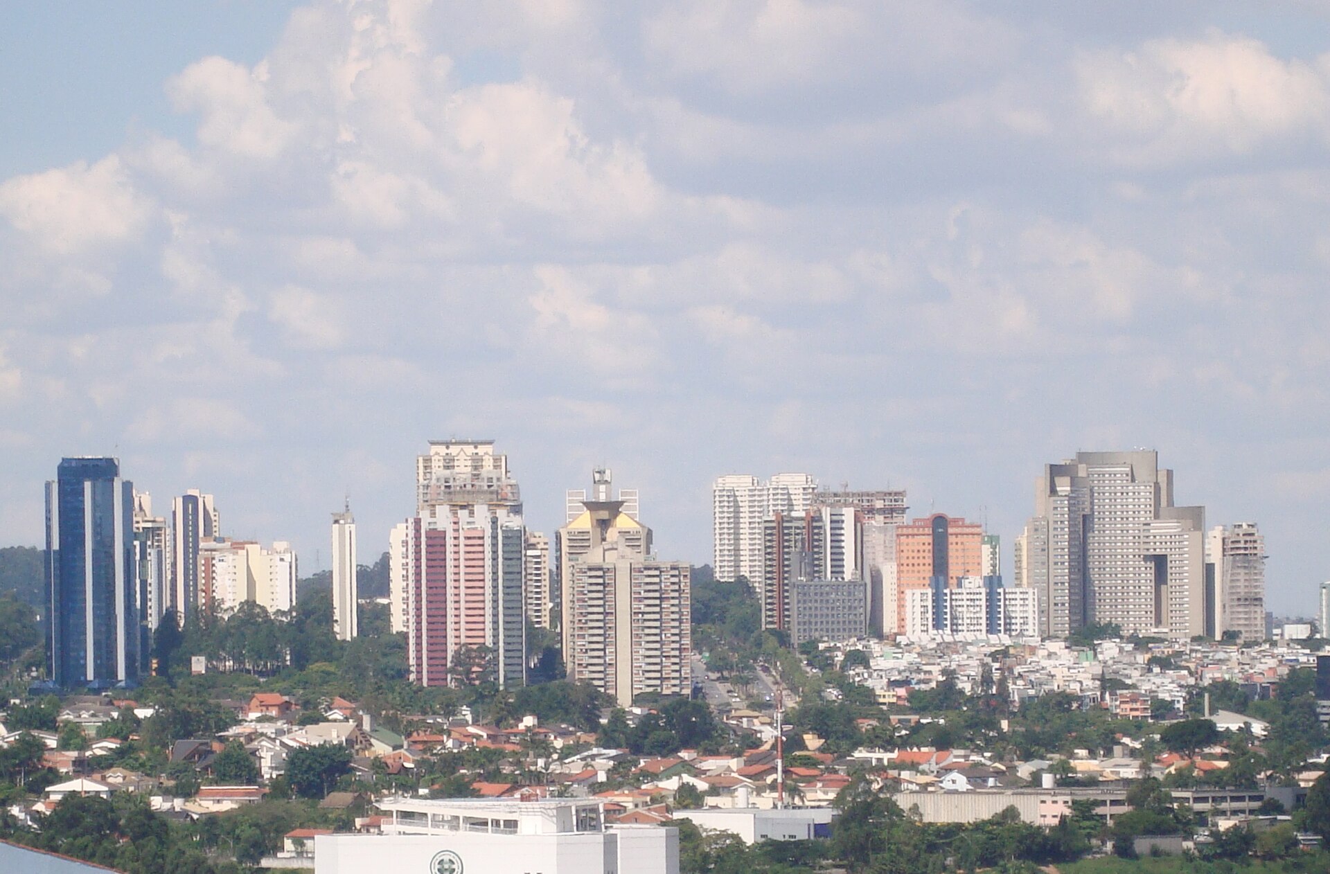 Imagem de referência de Alphaville (bairro de Barueri e Santana de Parnaíba), descrito nos dados abertos como bairro nobre de São Paulo