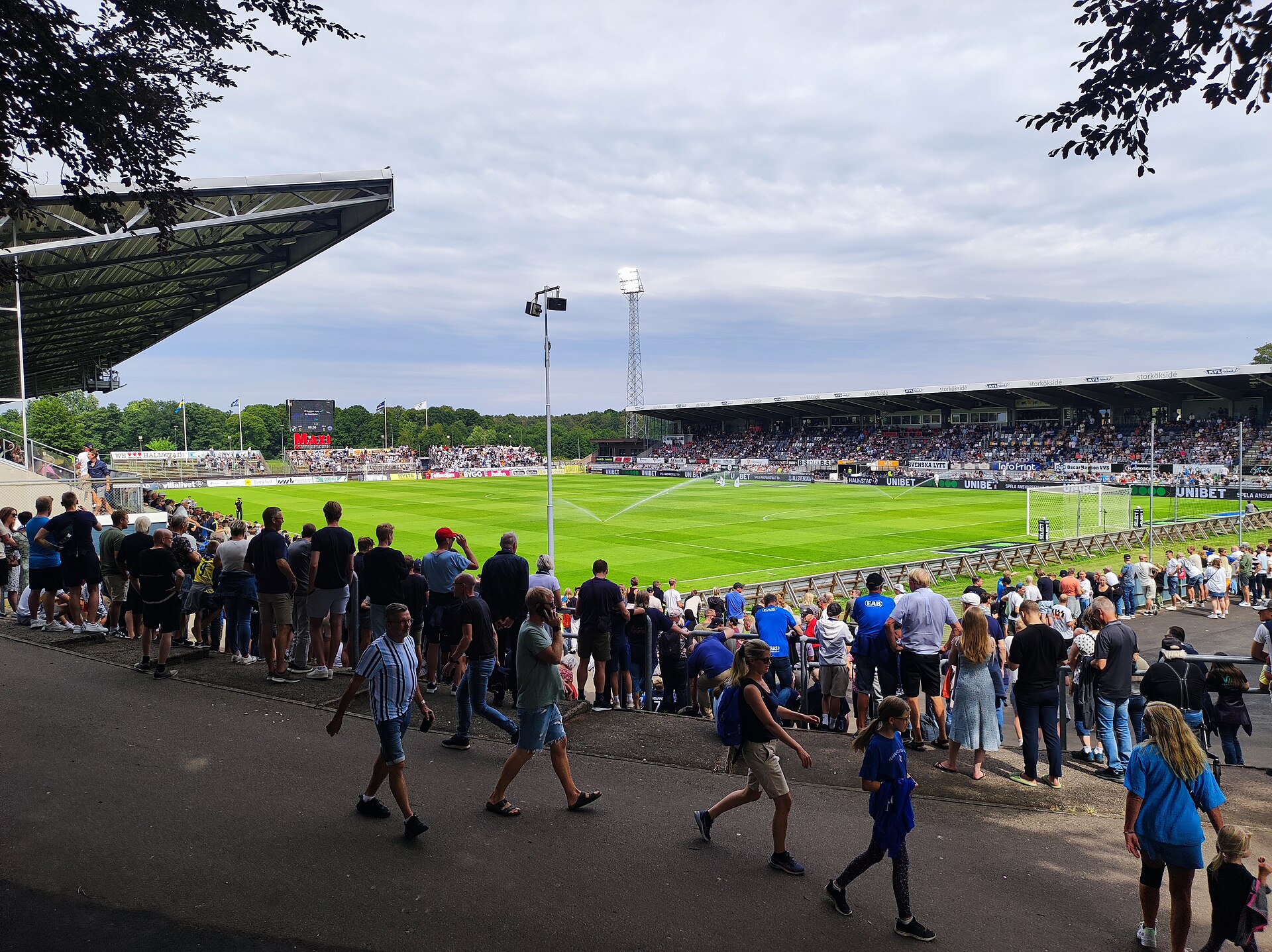 Imagem de referência de Örjans Vall, descrito nos dados abertos como estádio em Halmstad, Suécia