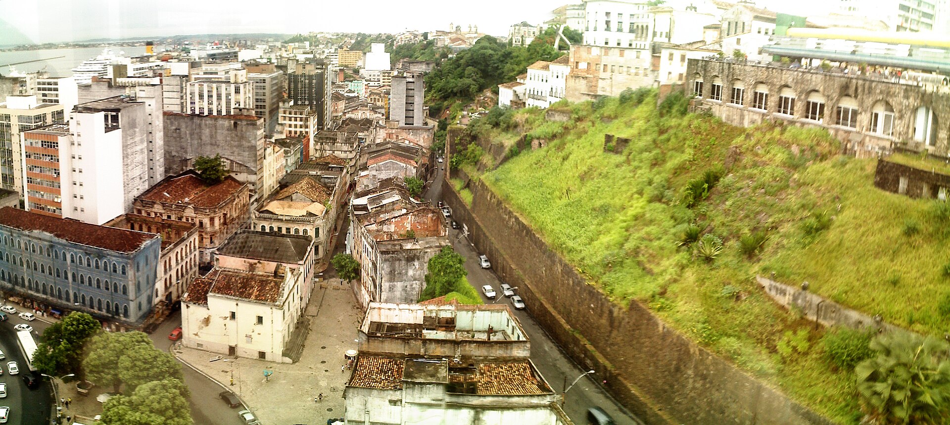 Imagem de referência de Ladeira da Montanha, descrito nos dados abertos como logradouro público em Salvador, Brasil