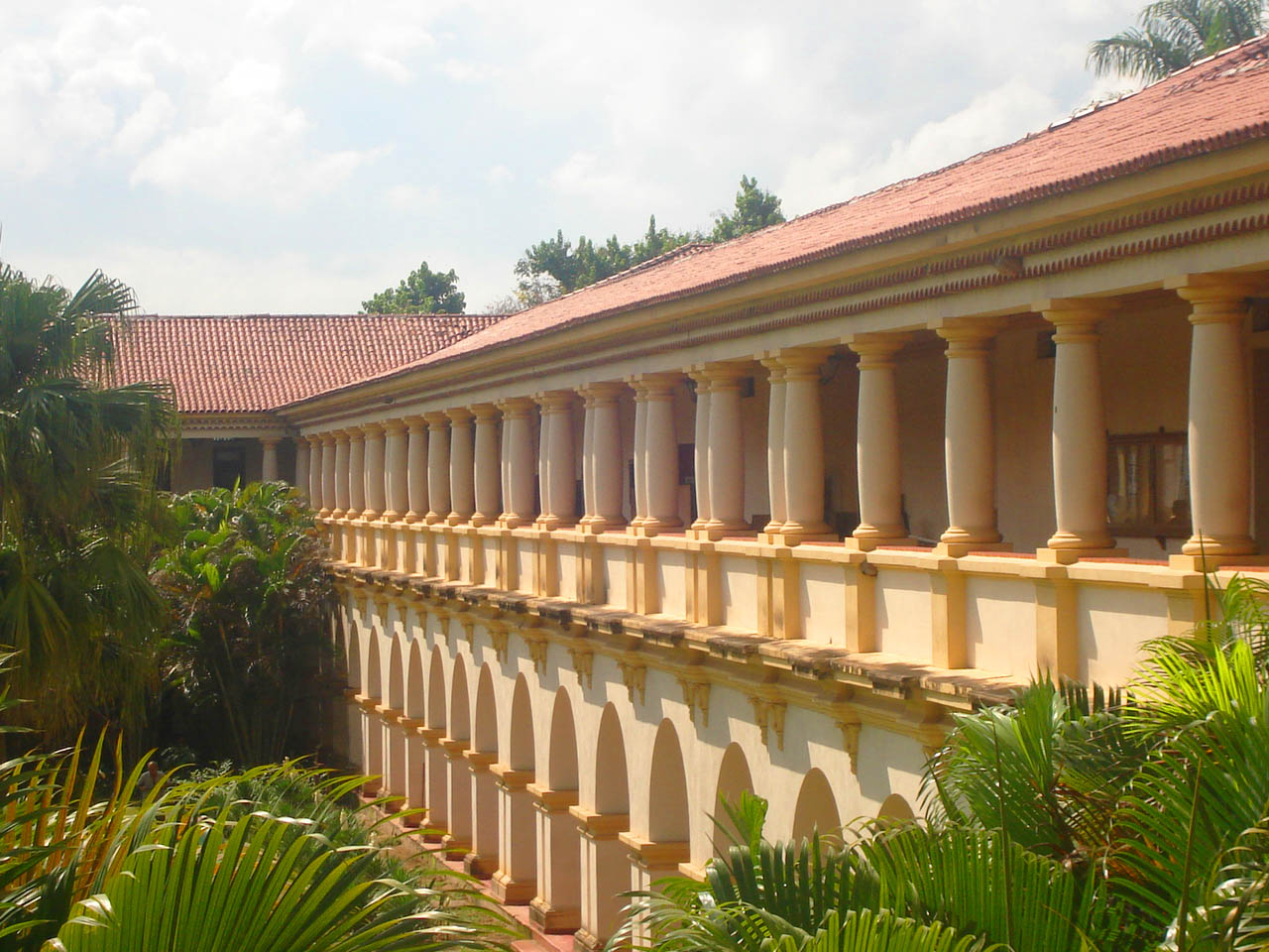 Imagem de referência de Universidade Federal Rural do Rio de Janeiro, descrito nos dados abertos como universidade federal brasileira do município de Seropédica