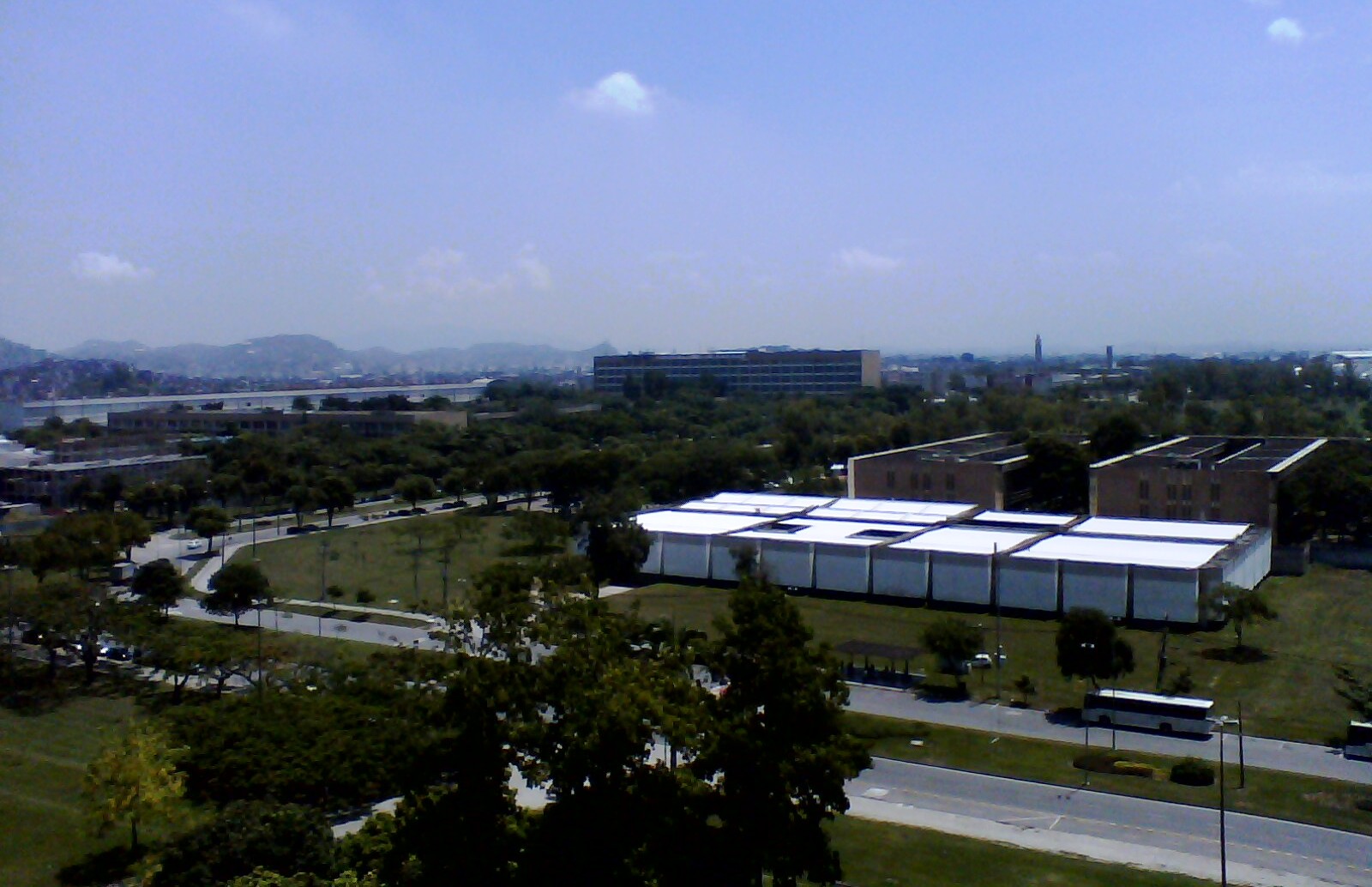 Imagem de referência de Cidade Universitária da Universidade Federal do Rio de Janeiro, descrito nos dados abertos como bairro do Rio de Janeiro