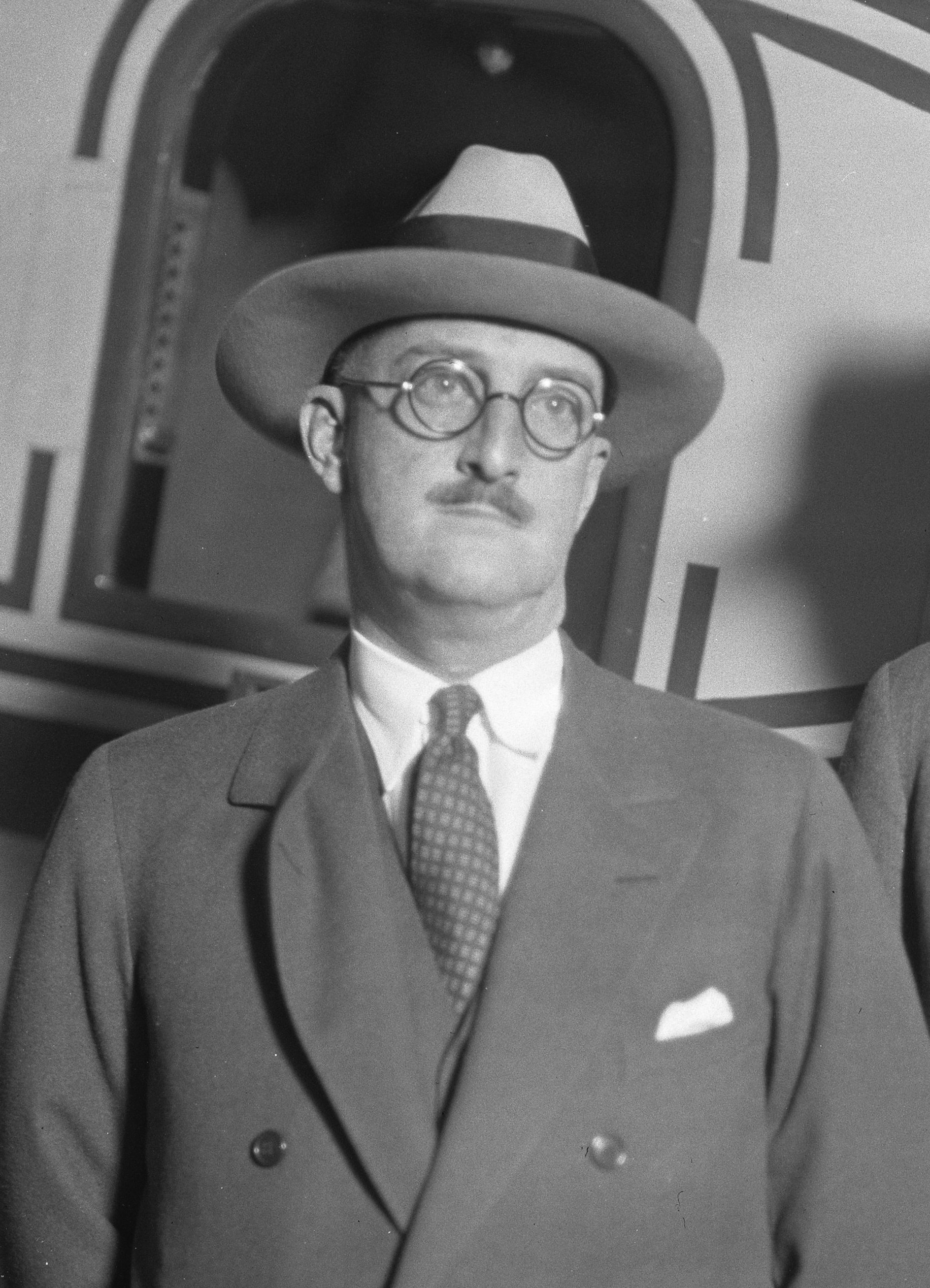 Imagem de referência relacionada a William E. Boeing, item descrito como pioneiro da aviação americana e fundador da Companhia Boeing