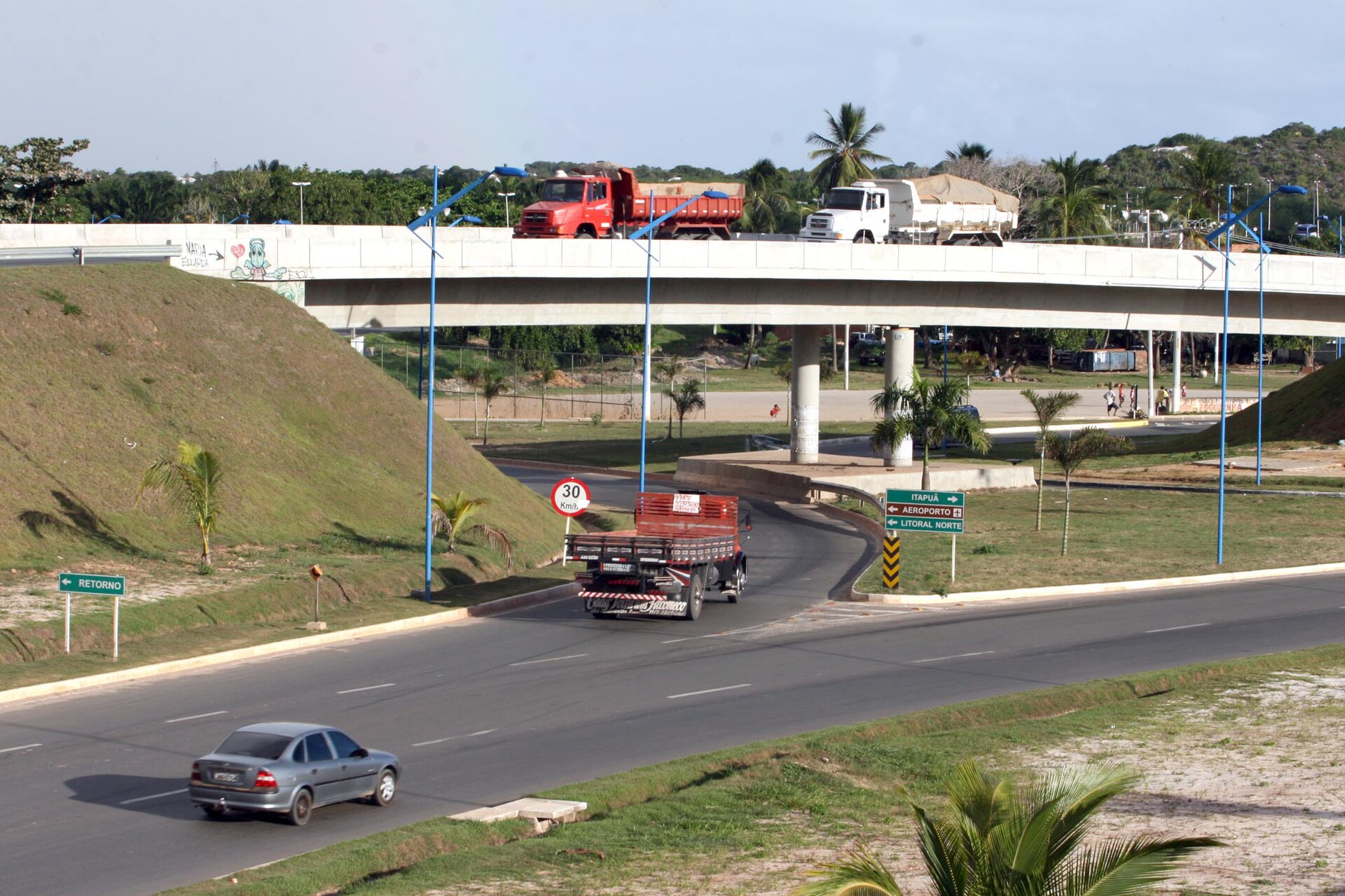 Imagem de referência de Complexo Viário Dois de Julho, descrito nos dados abertos como logradouro público em Salvador, município do estado brasileiro da Bahia