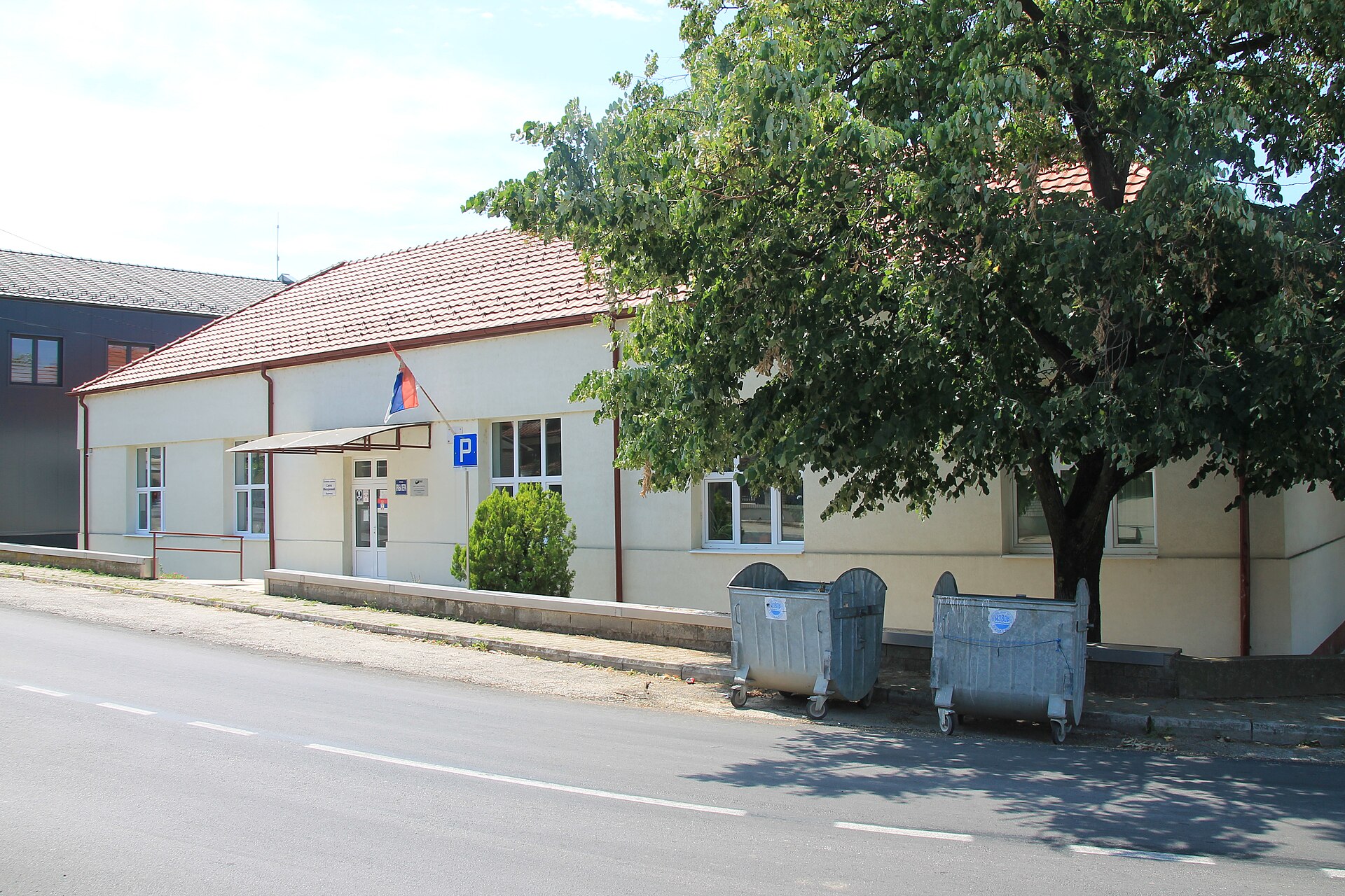 Imagem de referência relacionada a Burovac, item descrito como registro de referência sobre Burovac, organizado a partir de dados estruturados abertos