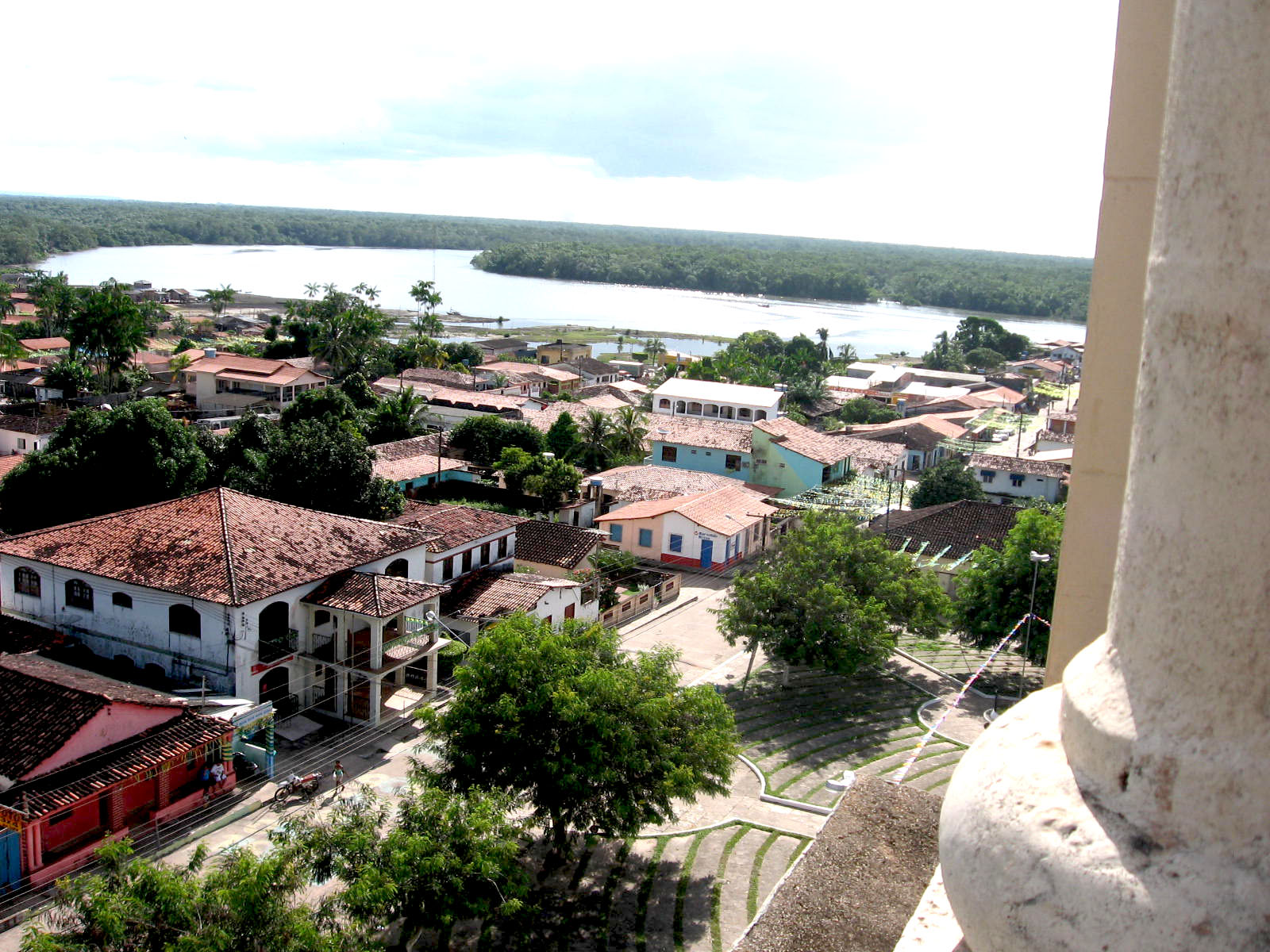 Imagem de referência relacionada a Rio Gurupi, item descrito como curso de água entre os estados do Maranhão e do Pará
