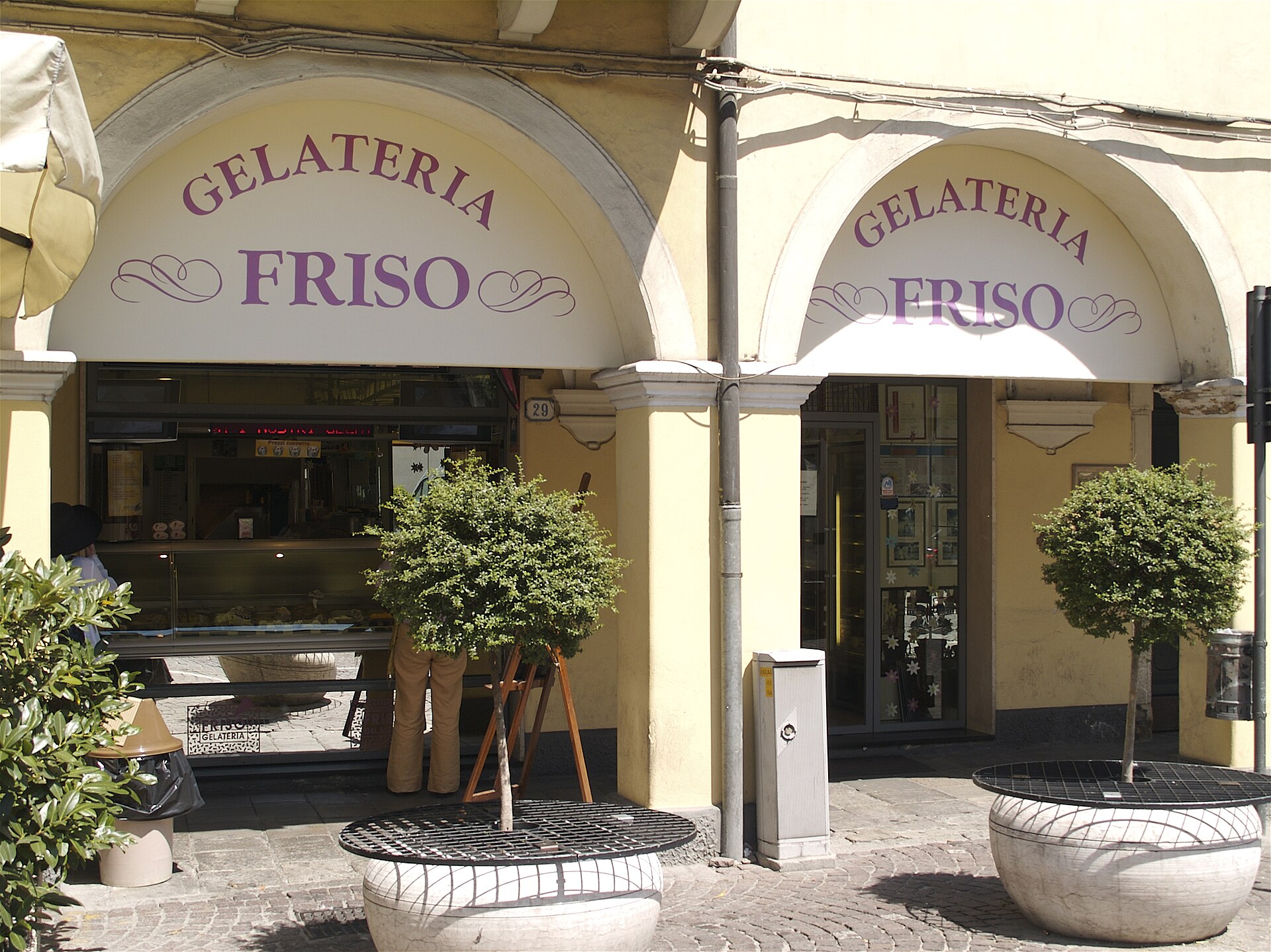 Imagem de referência relacionada a Alvise Cornaro, item descrito como filósofo italiano