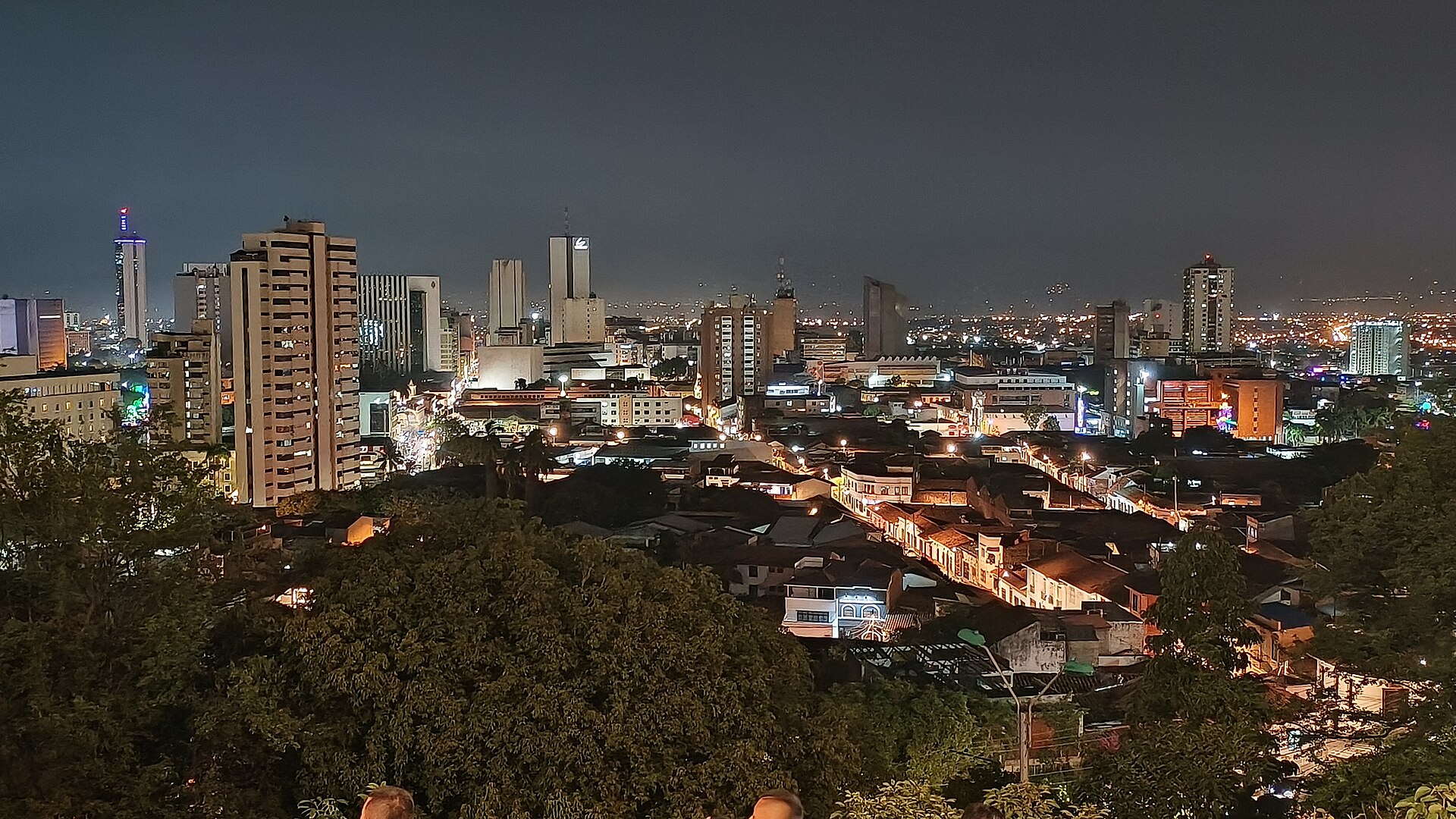 Imagem de referência relacionada a Cáli, item descrito como capital do departamento de Valle del Cauca, Colômbia