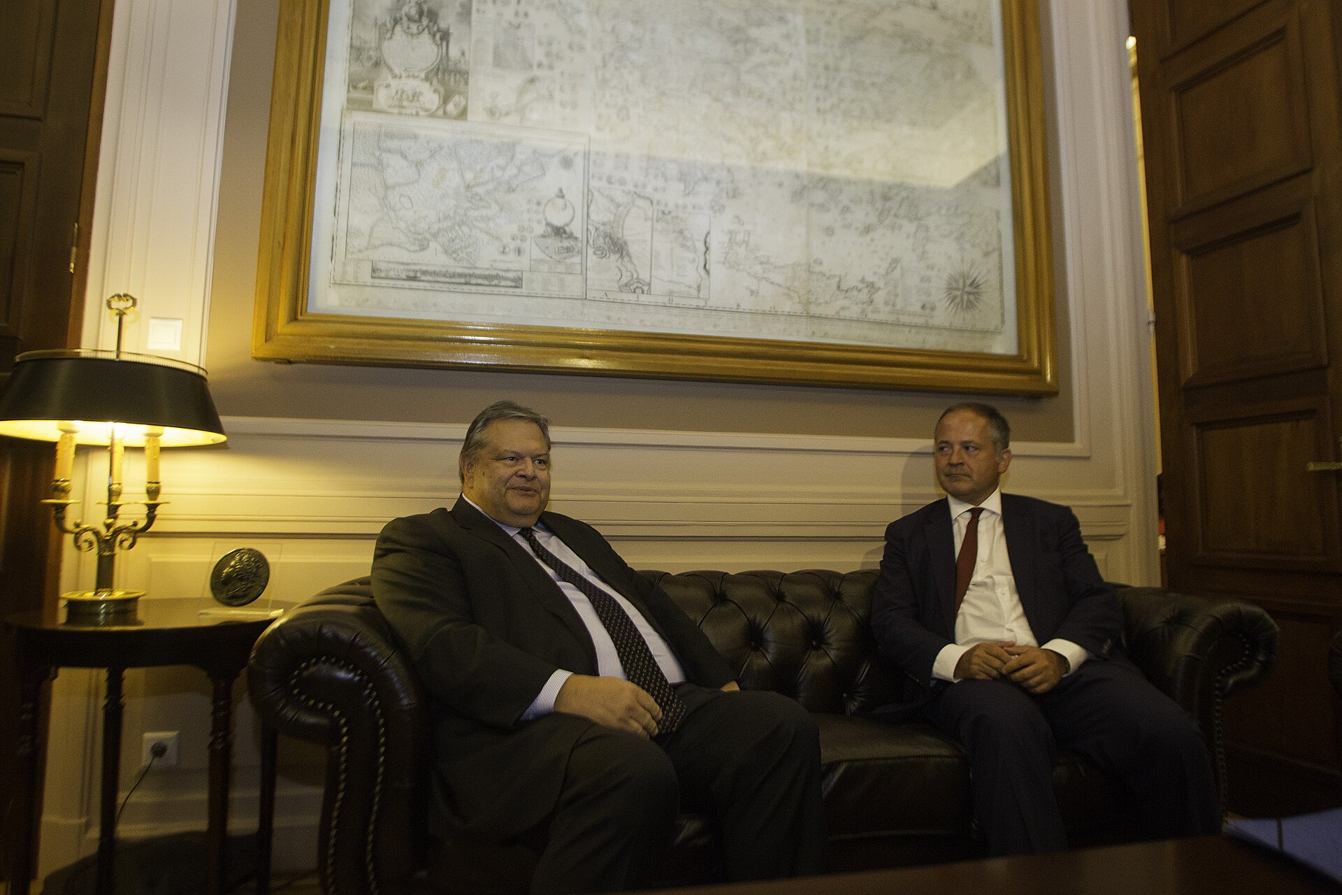 Imagem de referência relacionada a Benoît Cœuré, item descrito como registro de referência sobre Benoît Cœuré, organizado a partir de dados estruturados abertos