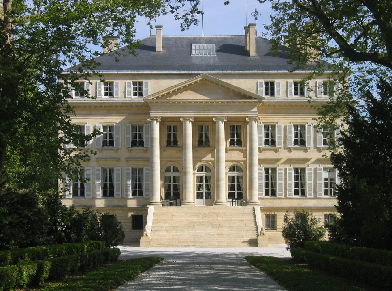 Imagem de referência de Château Margaux, descrito nos dados abertos como castelo em França