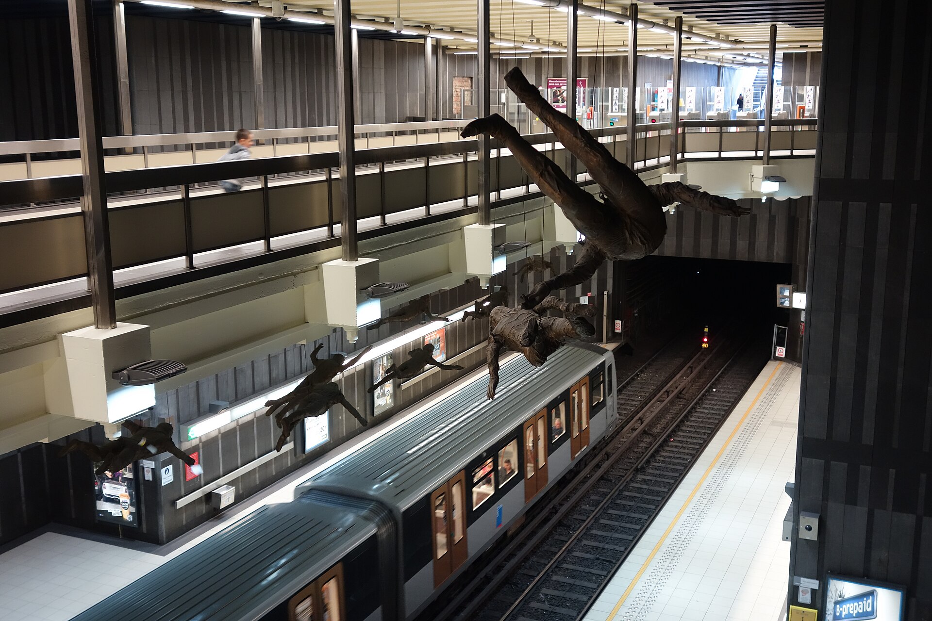 Imagem de referência de Comte de Flandre, descrito nos dados abertos como estação de metrô de Bruxelas