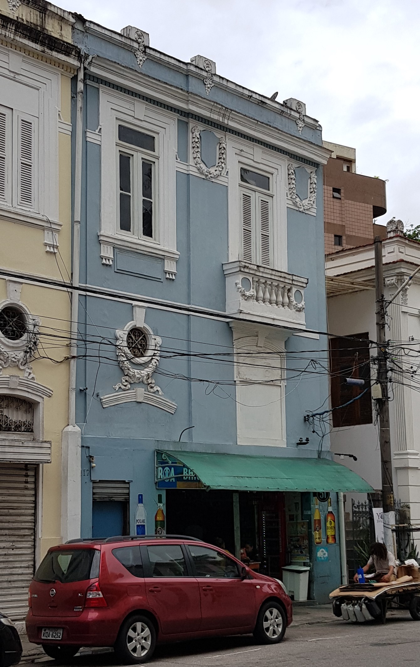 Imagem de referência de Edifício à Rua Ipiranga, 117, descrito nos dados abertos como bem tombado pelo Instituto Estadual do Patrimônio Cultural do Rio de Janeiro na cidade do Rio de Janeiro