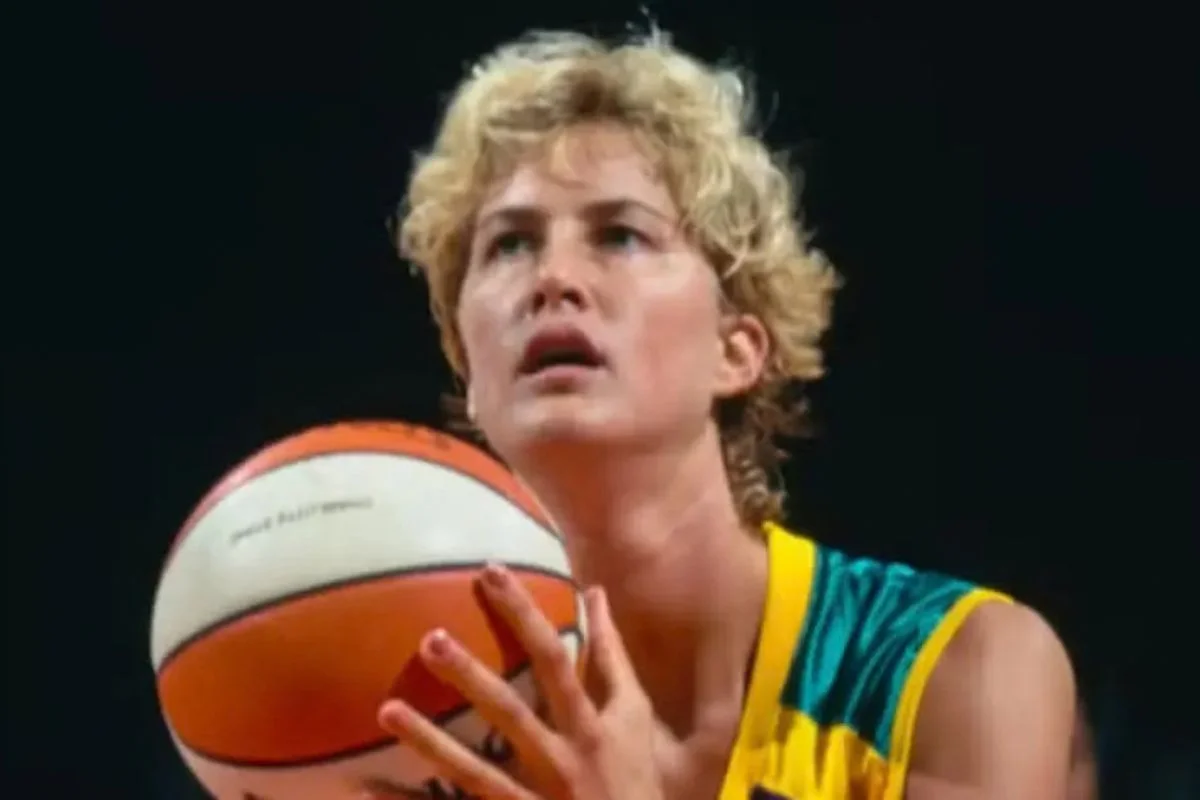 Heidi Burge Horton, a ex-jogadora de basquete que inspirou o filme Double Teamed, morreu após diagnóstico de tumor cerebral agressivo - Metrópoles