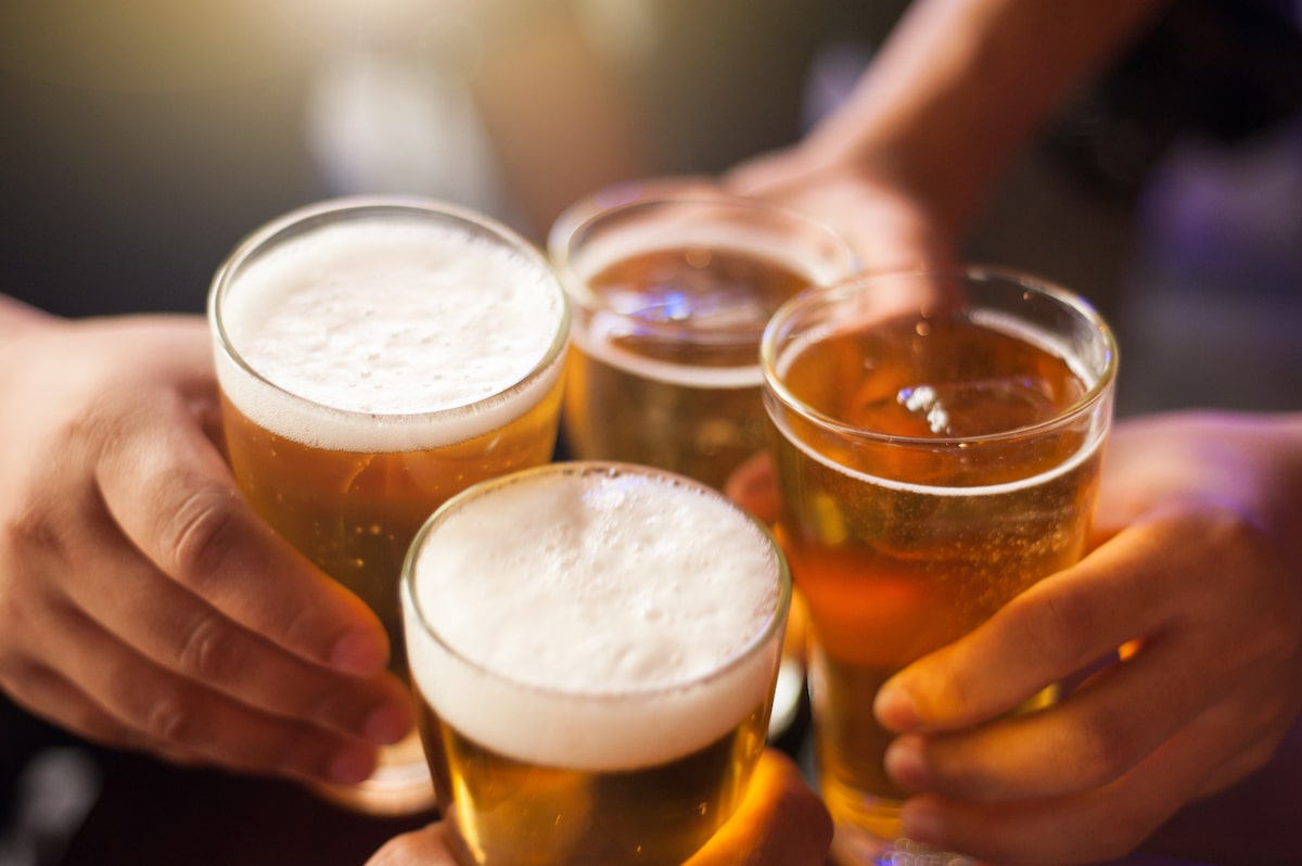Restaurantes adotam taxa de reserva para clientes; vote se você é a favor ou contra a medida