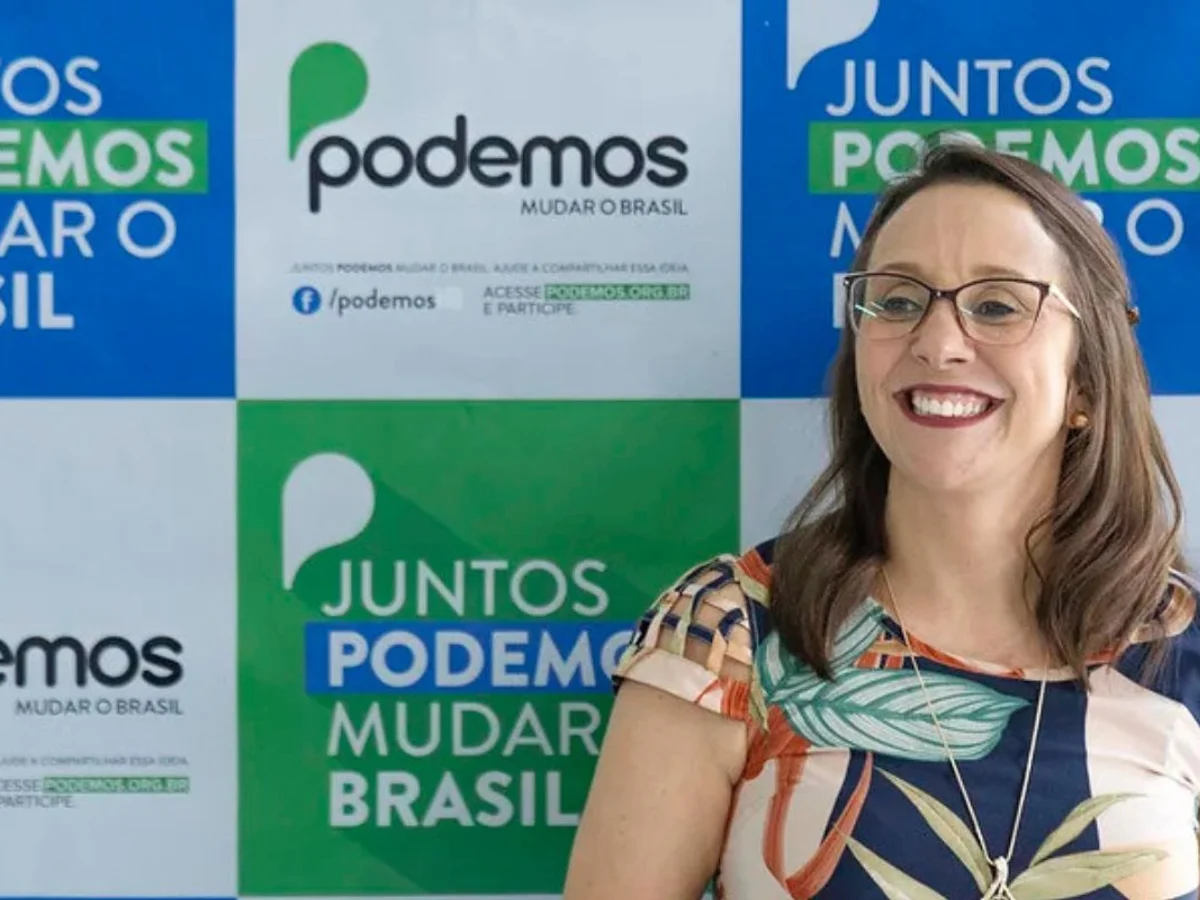 Podemos deve se reunir com Flávio Bolsonaro e confirmar apoio nesta quinta