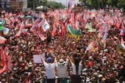 Lula e Flávio Bolsonaro fazem últimos atos de campanha em MG, Rio e SP