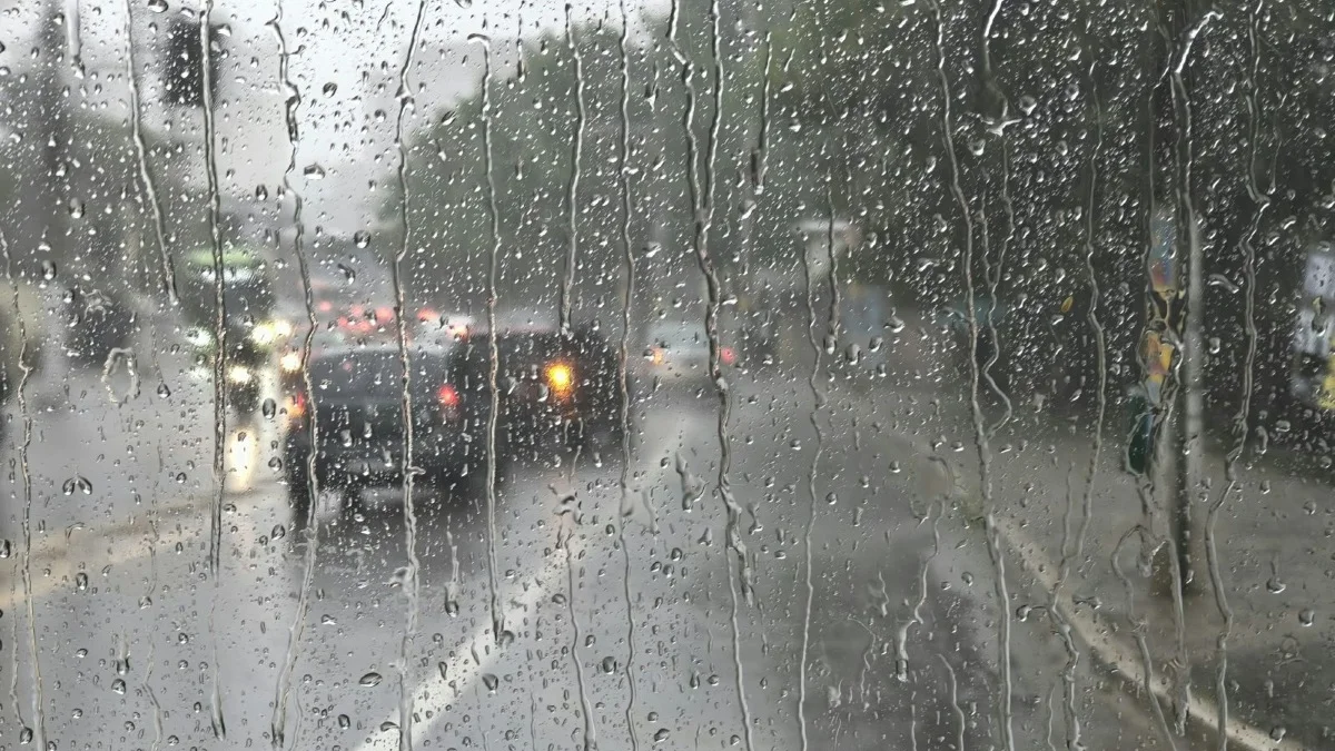 Clima: instabilidades avançam pelo centro-sul com risco de temporais