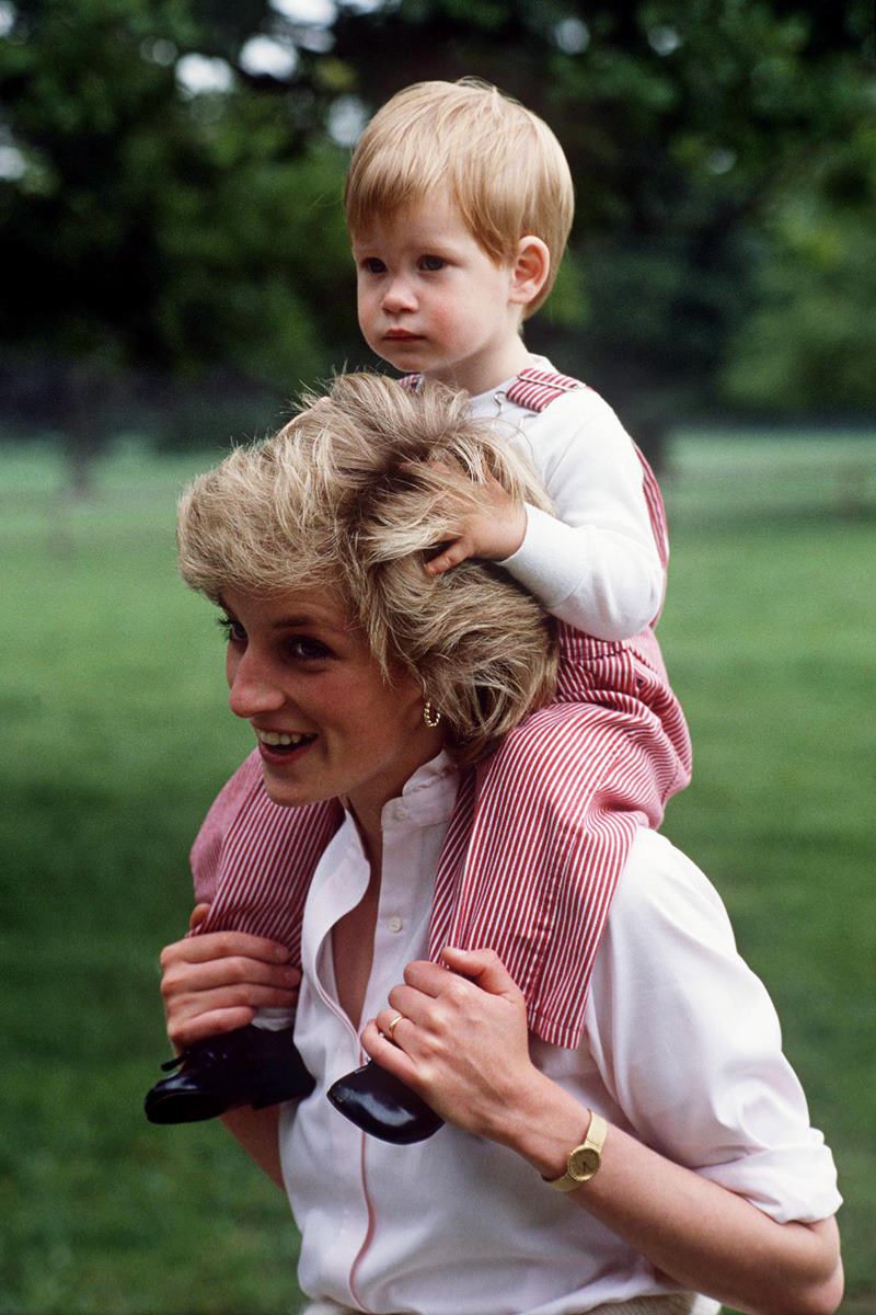 Harry revela que perfume de Diana o ajudou a desbloquear memórias pós-luto
