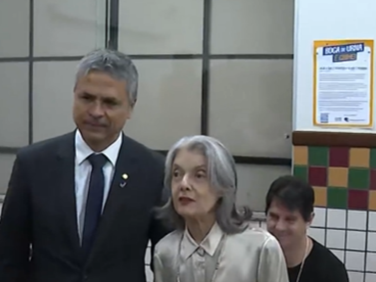 Moraes, Cármen Lúcia, Nunes Marques e outras autoridades vão às urnas nesta manhã