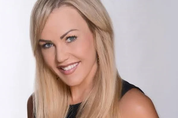 Ex-apresentadora de TV é condenada à prisão perpétua por matar a mãe - destaque galeria