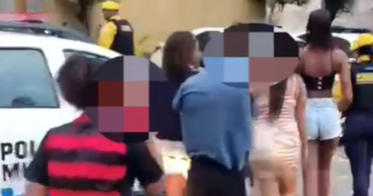Força Municipal conduz cinco jovens à delegacia após furto em farmácia de shopping na Barra