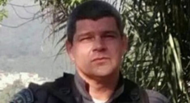PM é condenado a 30 anos pela morte de jovens após confundir macaco hidráulico com arma no Rio