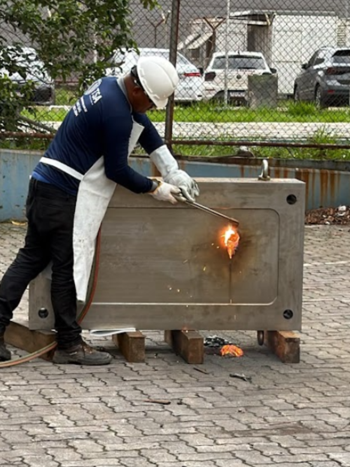 Receita apreende cocaína escondida em molde industrial de 7,5 toneladas em Viracopos