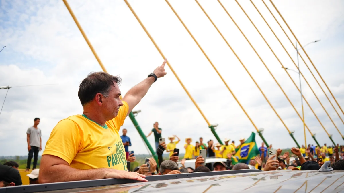 No Pará, Flávio diz que vai acabar com "entraves ambientais ideológicos"