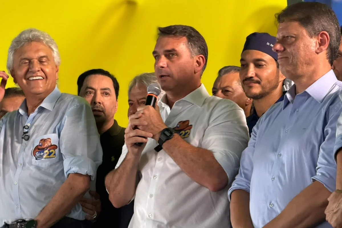 Ronaldo Caiado, Flávio Bolsonaro e Tarcísio de Freitas