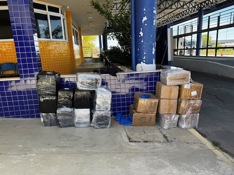 Polícia prende caminhoneiro da Paraíba com mais de meia tonelada de drogas na Bahia