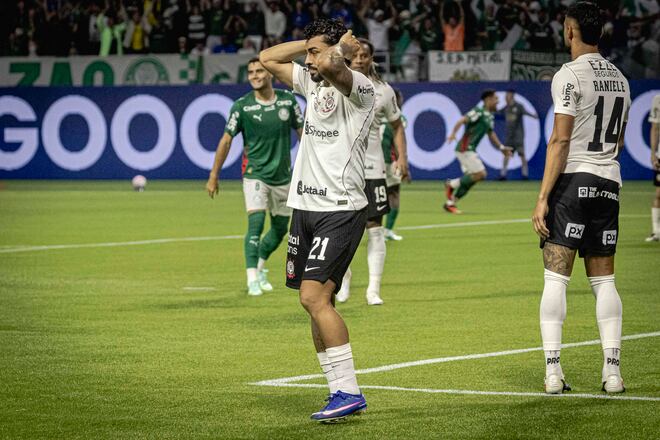 Humilhado, depois da goleada do Palmeiras por 4 a 1, jogador do Corinthians chora e detona diretoria. ‘Vim pelo sonho. Estou em um pesadelo. É uma vergonha!’