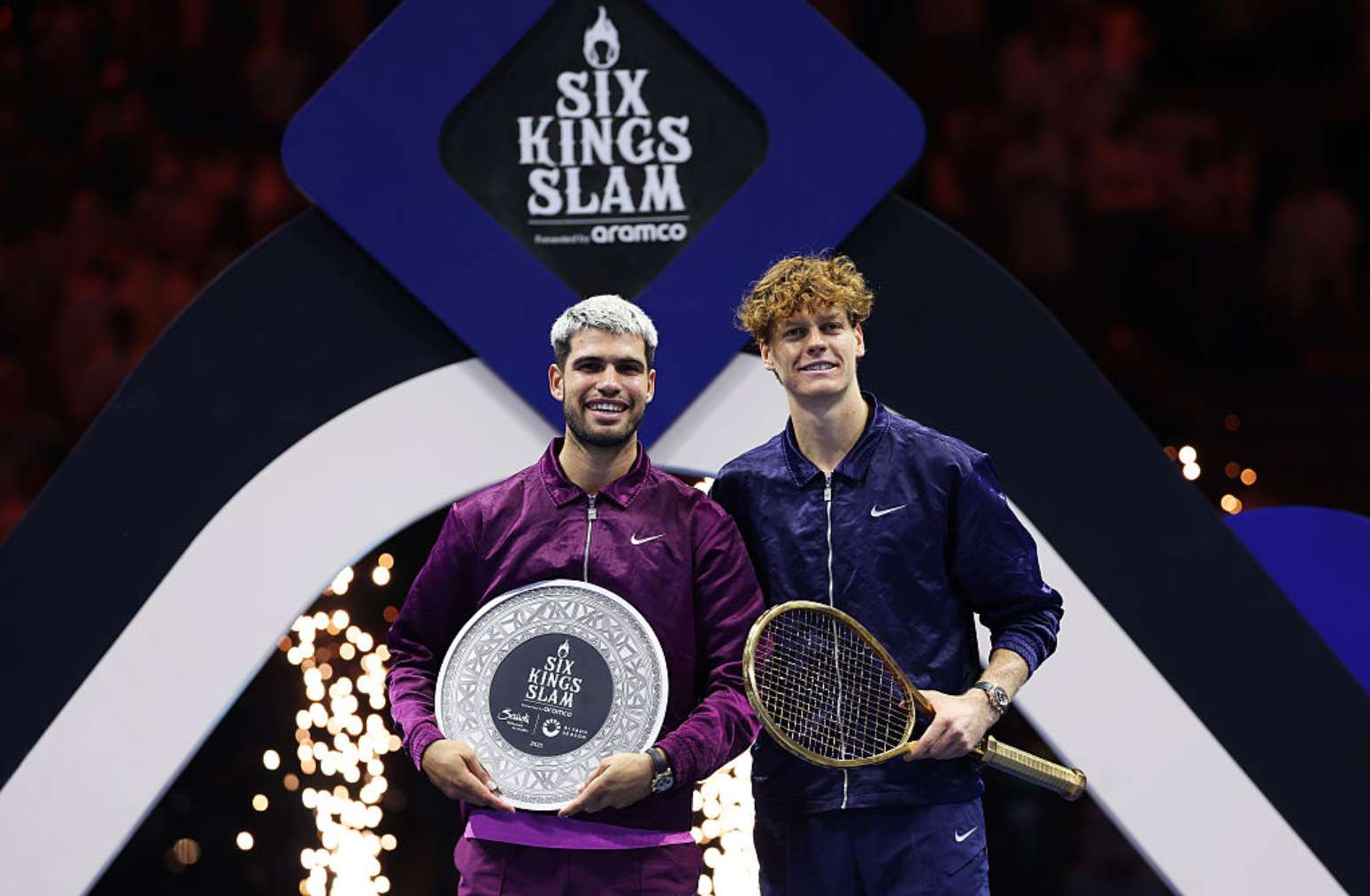 Sinner bateu Alcaraz na final do Six Kings Slam de 2025; edi&ccedil;&atilde;o de 2026 foi adiada ap&oacute;s ataques dos Houthi em Riade, na Ar&aacute;bia Saudita