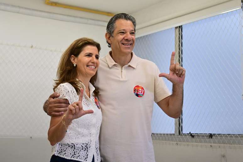 Moraes, Cármen Lúcia, Nunes Marques e outras autoridades vão às urnas nesta manhã